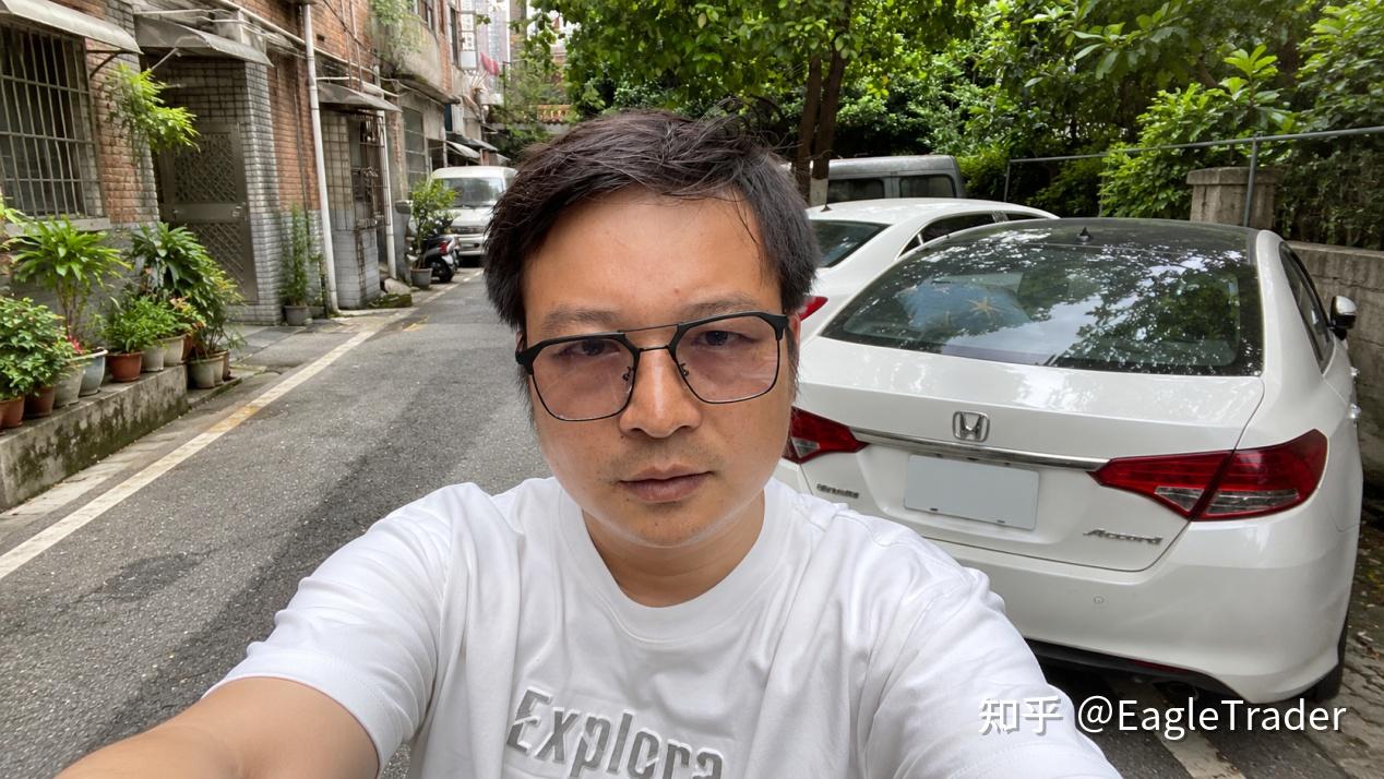 “我没天赋,我就是韭菜的料”|EagleTrader交易员任建旭的五年